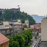 Elegant Tour As Gilly With Open Views And A Balcony In The Center Apartment Ljubljana