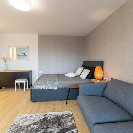 Apartment Elegant Tour As Gilly With A Balcony And Open Views In The Center Laibach